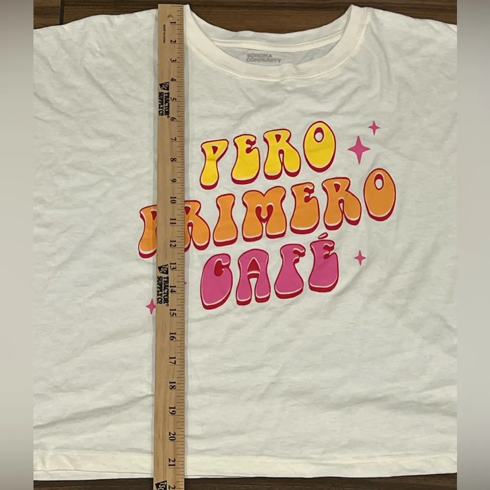 White Graphic T-Shirt with Colorful Print PERO PRIMERO CAFE - Image 5