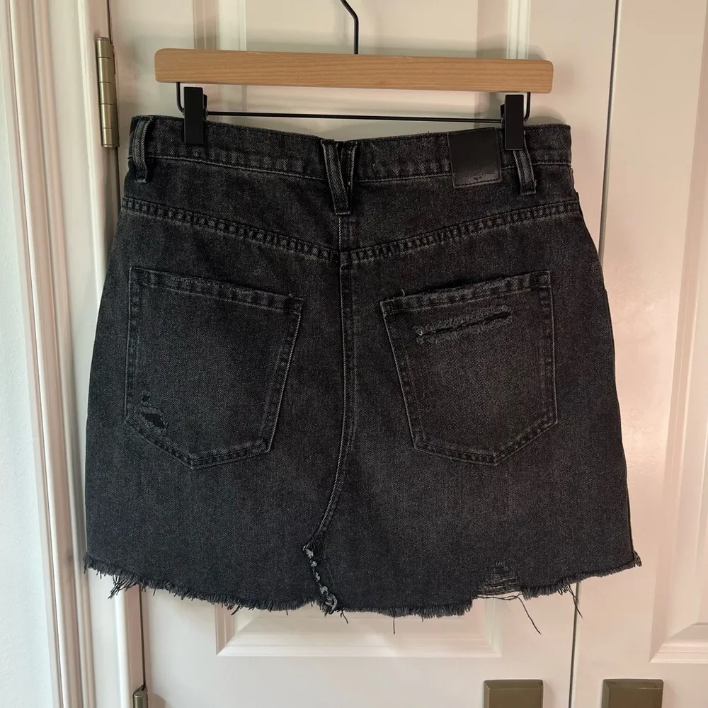 We the Free Brea cutoff black denim mini skirt size 31‎ - Image 5