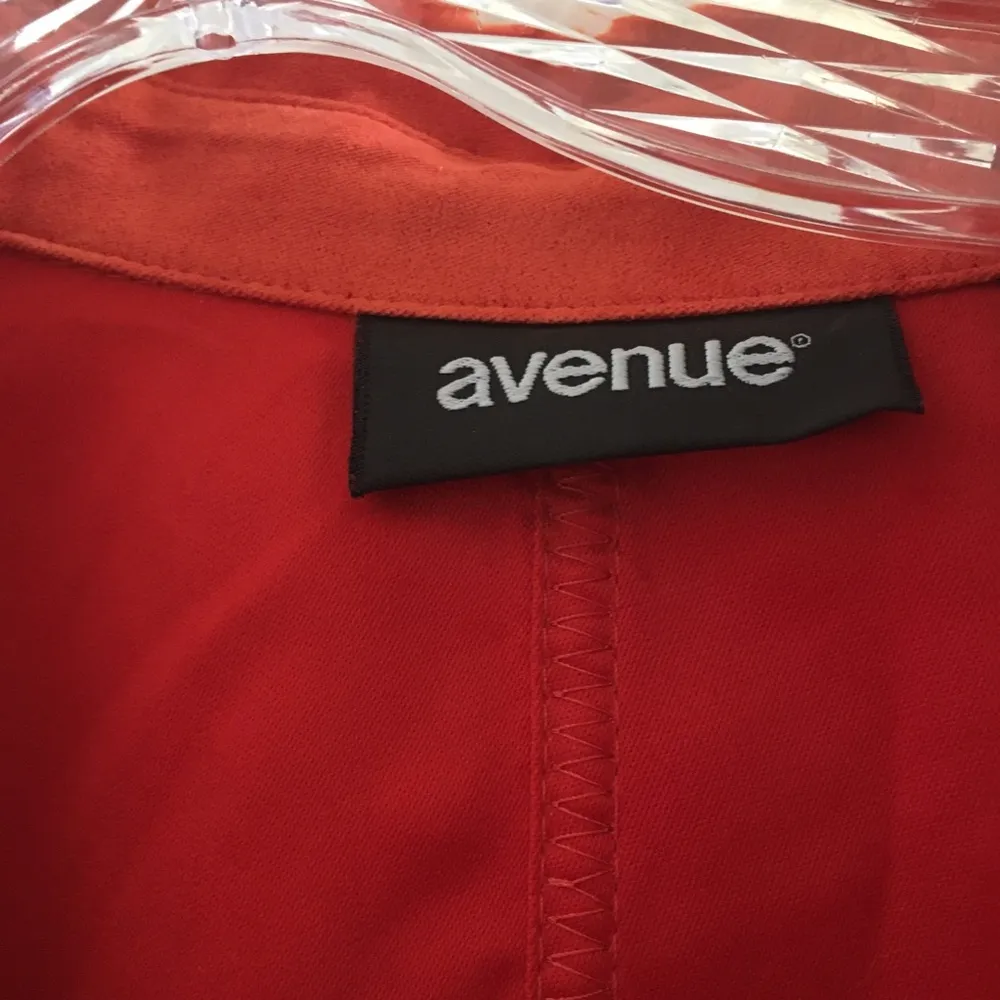 Avenue FINAL MARKDOWN Ladies’  LS Blouse (22/24) - Image 3