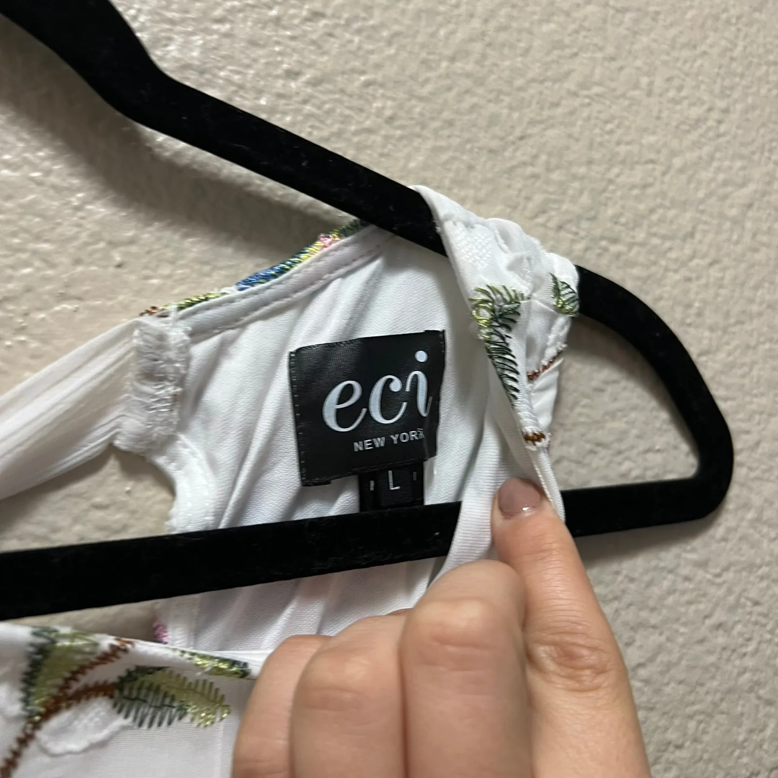 ECI Mini Dress White Multicolor Embroidered Floral Flare Sleeveless Back Zip L - Image 6