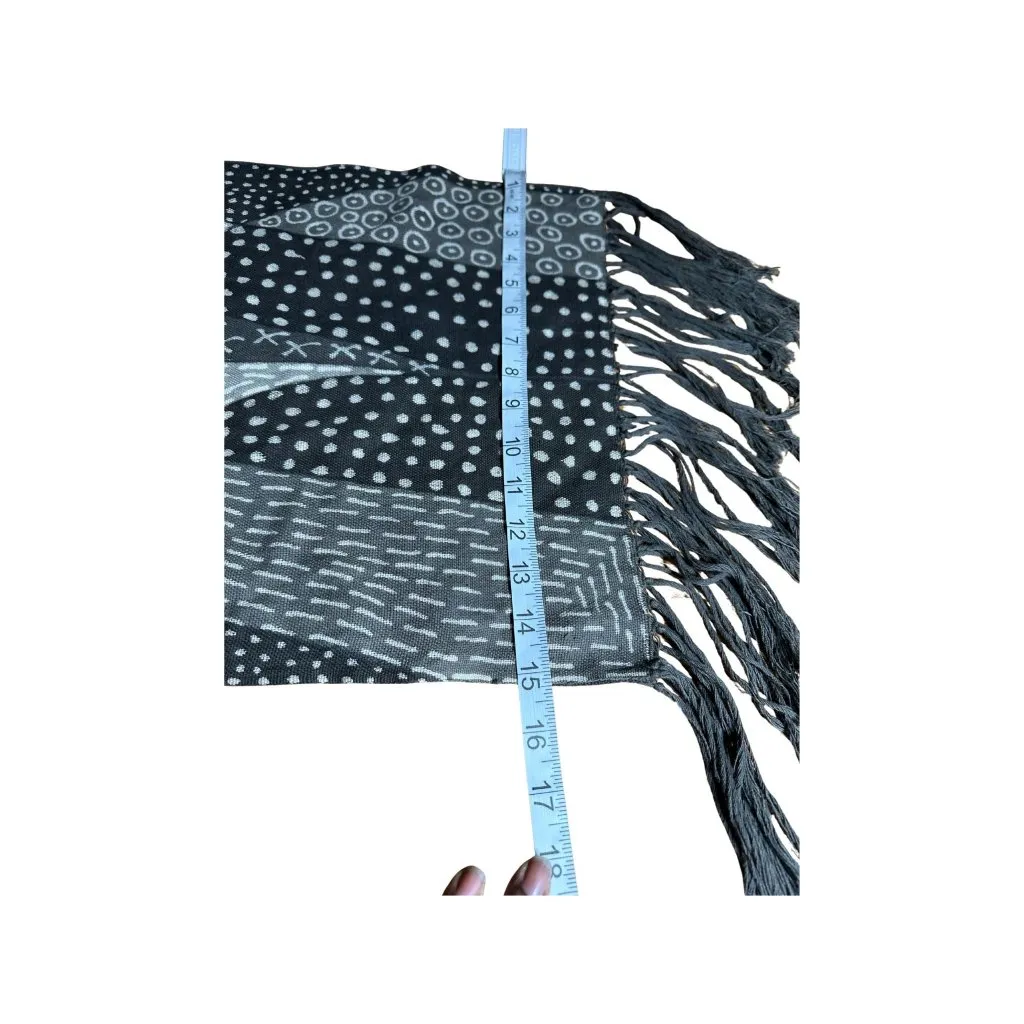 Handmade Mudcloth Ruana Gray and Black Geometric Handwoven Shawl Malian Bogolan - Image 5