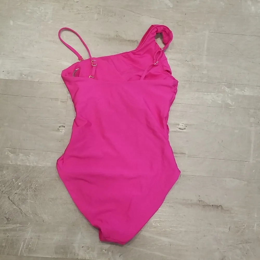 💕TRINA TURK💕 Monaco Solids One Shoulder One Piece Swimsuit ~ Pink 2 NWOT - Image 10