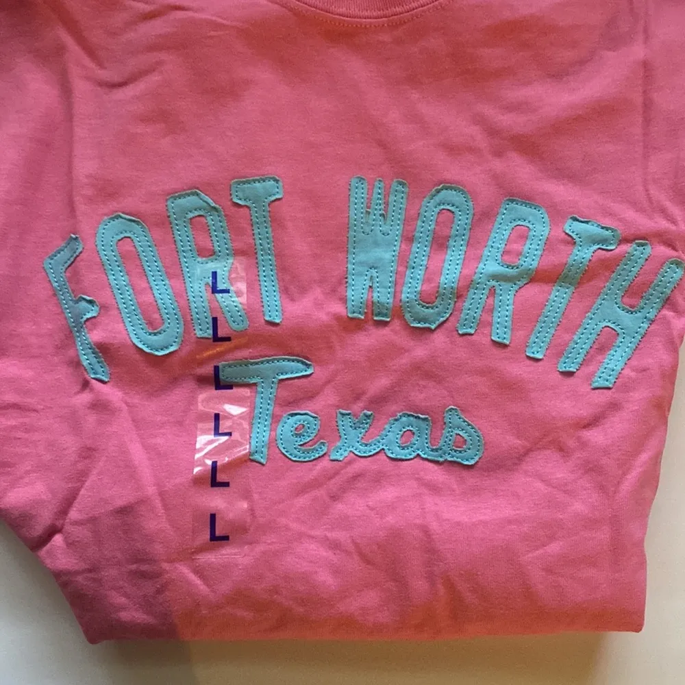MV Sport NWT Fort Worth Texas collegiate pink t-shirt, size large - Image 5