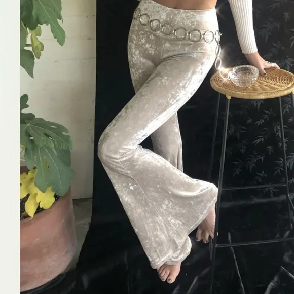 Gypsy‎ Junkies Calypso Bells Crushed Velvet Flare Pants Size M/L NWT Tan - Image 7