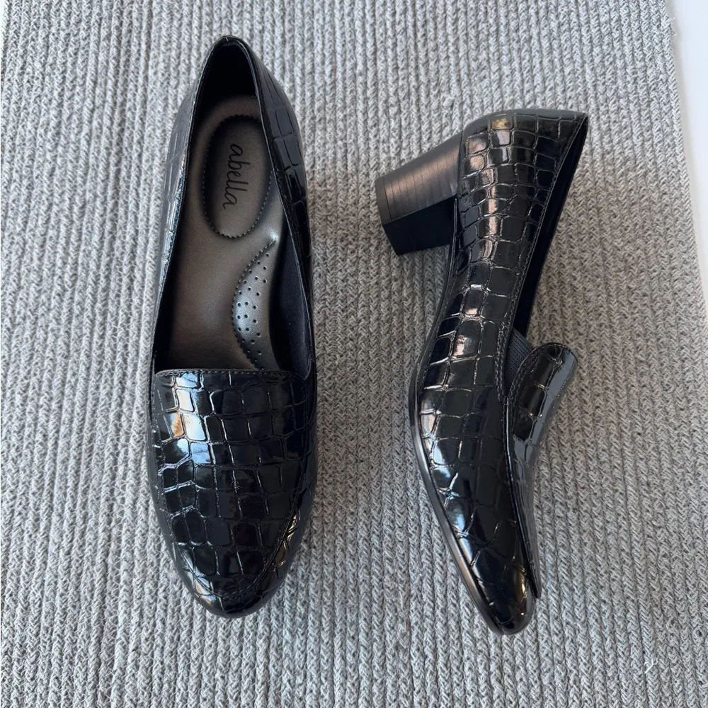 Abella Black Crocodile Patent Leather Block Heel Loafers Size 8 - Image 10