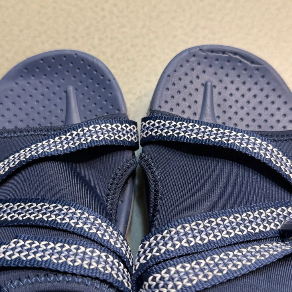 Skechers Reggae Slide Thru NWT Sandals Size 9 Machine Washable Adjustable Straps - Image 11