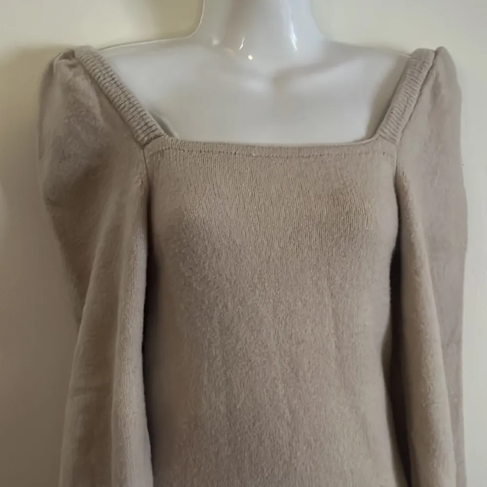 H&M off shoulder sweater - Image 4