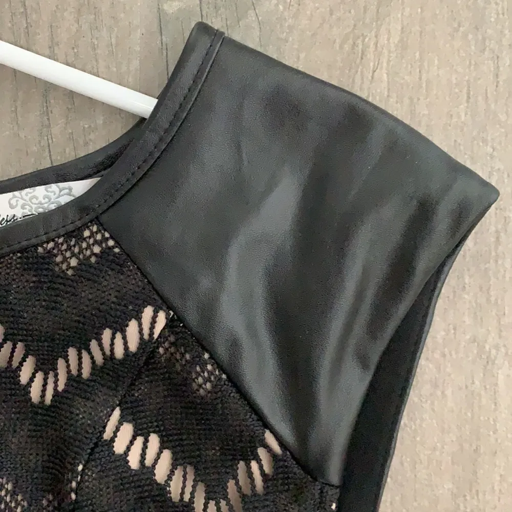 Speechless black chevron lace dress - Image 4