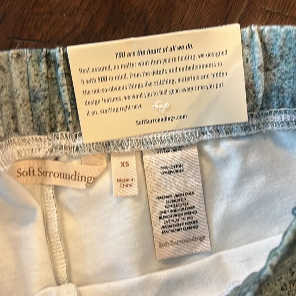 Soft Surroundings XS Ankle legging  NWT - Image 2