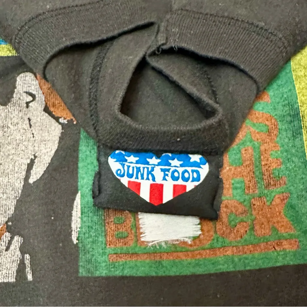 Junk Food Clothing Black Graphic Baby Tee Shirt NKOB Hanging Tough Vintage Vibes Size undefined - Image 5