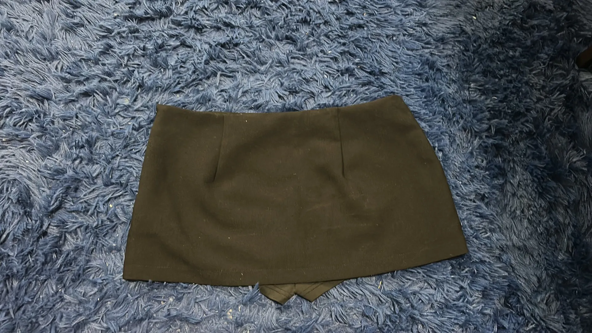 Edikted Black Mini Low-Rise Skirt  - Image 4