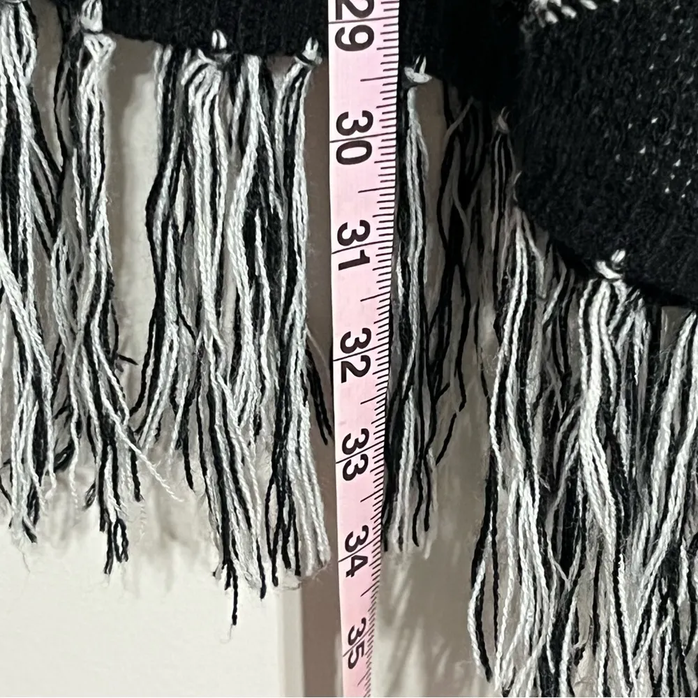 Womens Fresh Fringed Southwestern Print Shawl Poncho Wrap Size XL 100% Acrylic Black - Image 8