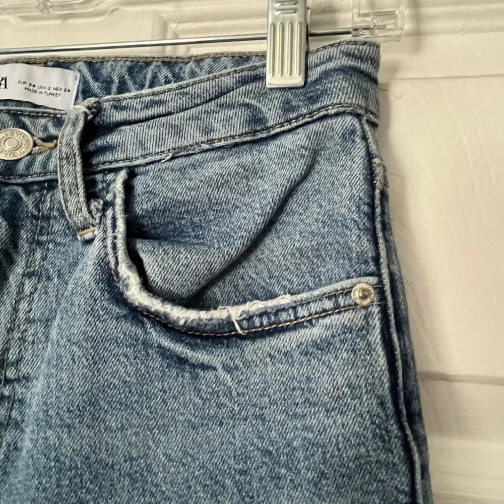 Zara High Rise Cropped Distressed Jeans - Size 2 - Image 3
