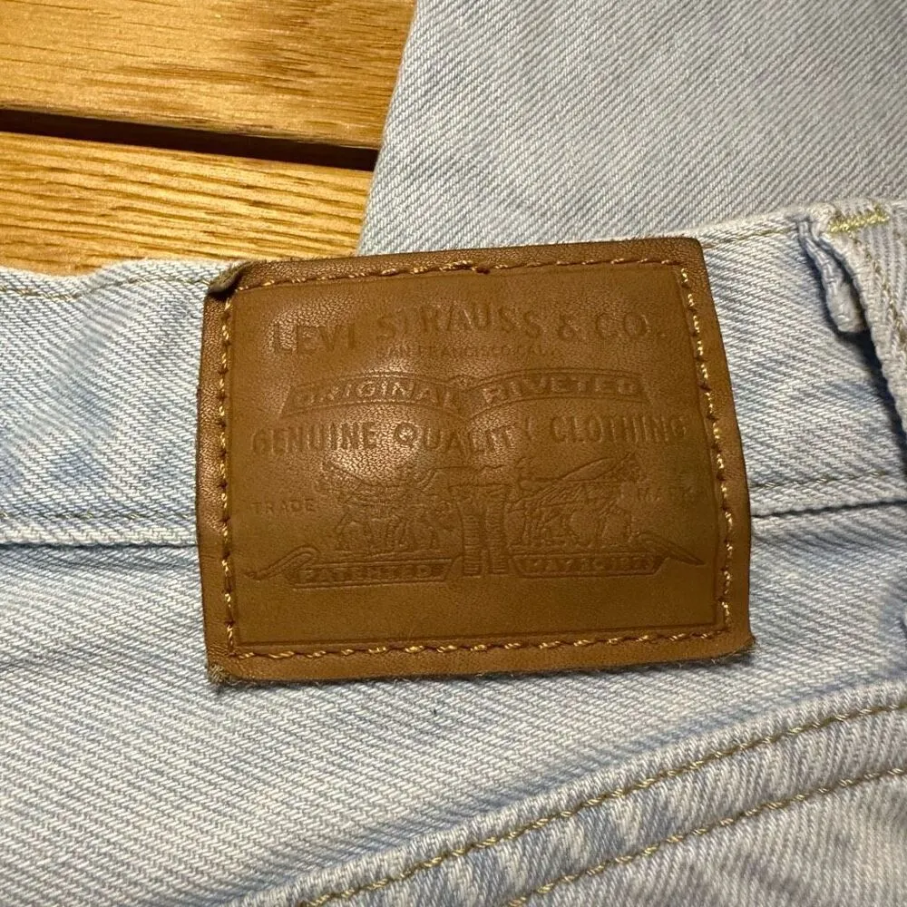 Levi’s ribcage straight ankle 24 light wash - Image 12