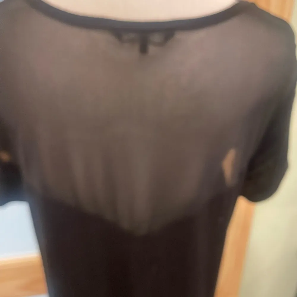 BEBE Top Size M - Image 4