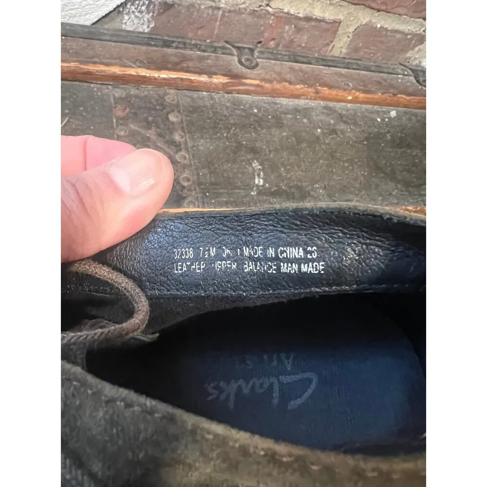 Clarks Witchy Artisan Green Suede Booties Grandmacore 7.5 - Image 6