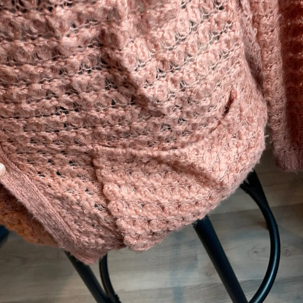 LOVE BY DESIGN Coral Pink Soft See Through Cardigan Size Small - Image 3