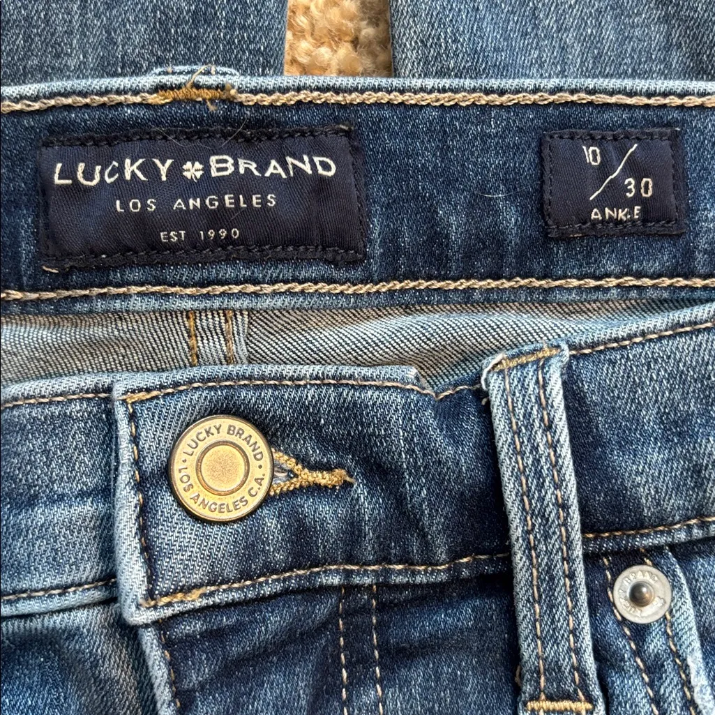 Lucky Brand Dark Blue Ankle Jeans Size 10 - Image 3