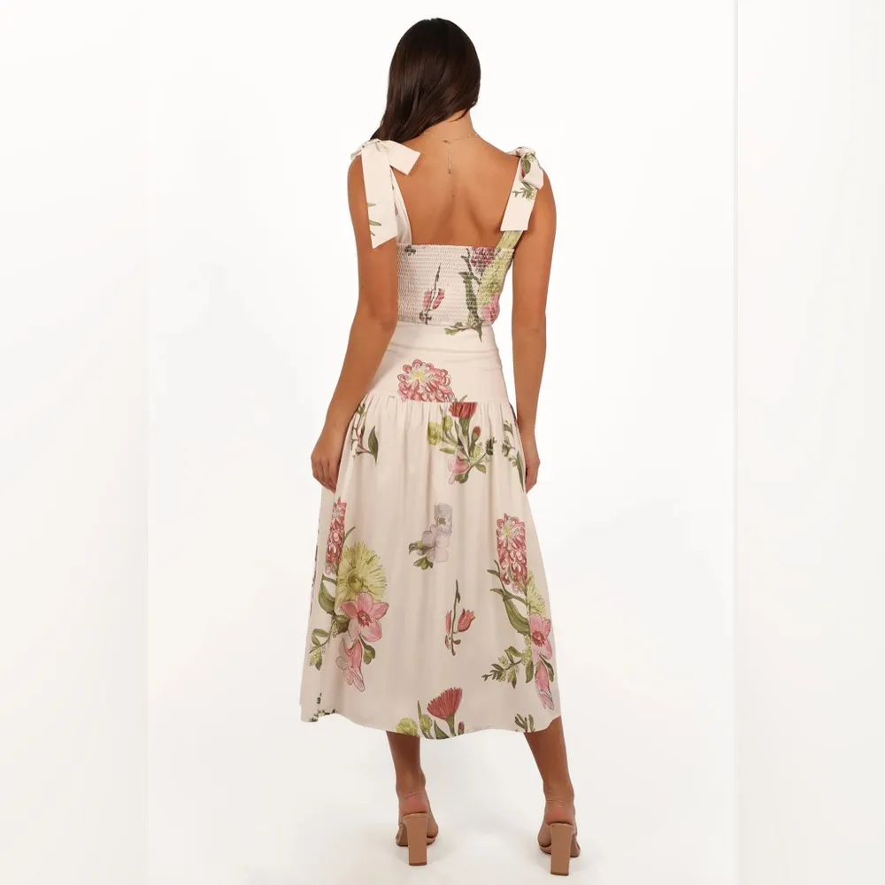 NWT Petal & Pup Kara Two Piece Set in Native Floral Large - Image 5