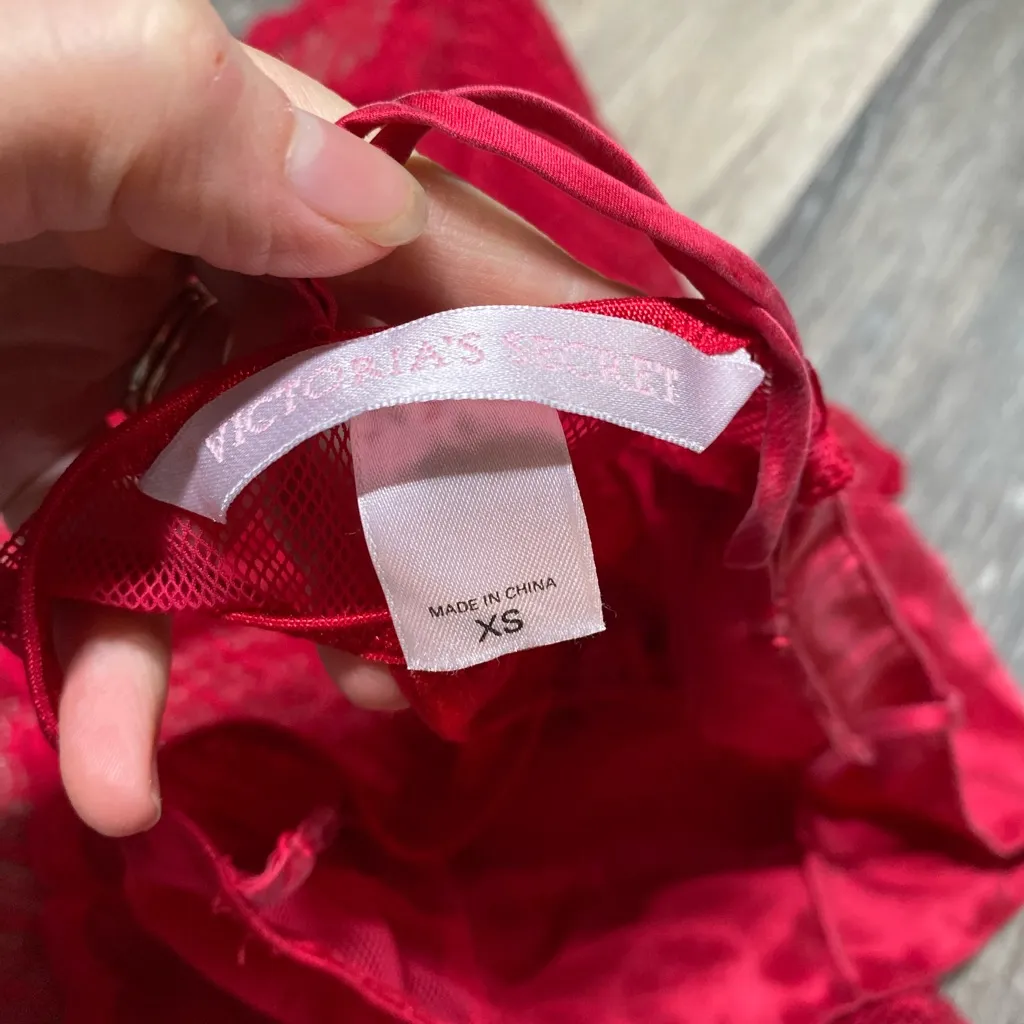 Victoria's Secret Babydoll Red Silk Sheer Lace Lingerie Top XS Slouchy Flowy 90s - Image 4