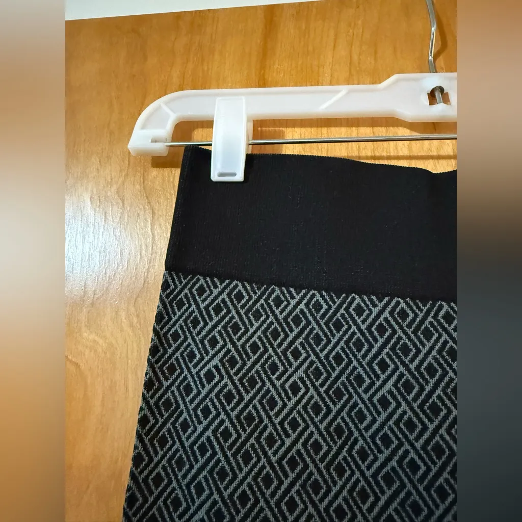 Aventura Womens Leggings Falling Diamonds Legging Black Nylon Blend NWT Size S/M - Image 13