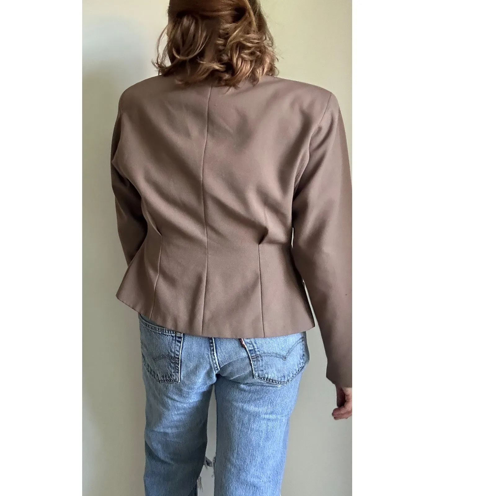 Vintage Womens Cropped Blazer Taupe Size Medium Structured Shoulders Classic Brown - Image 5