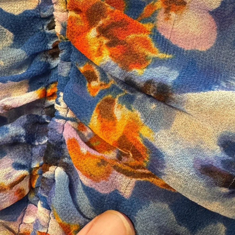 MISA Los Angeles smocked back puffy crop tube top size XS - Image 3