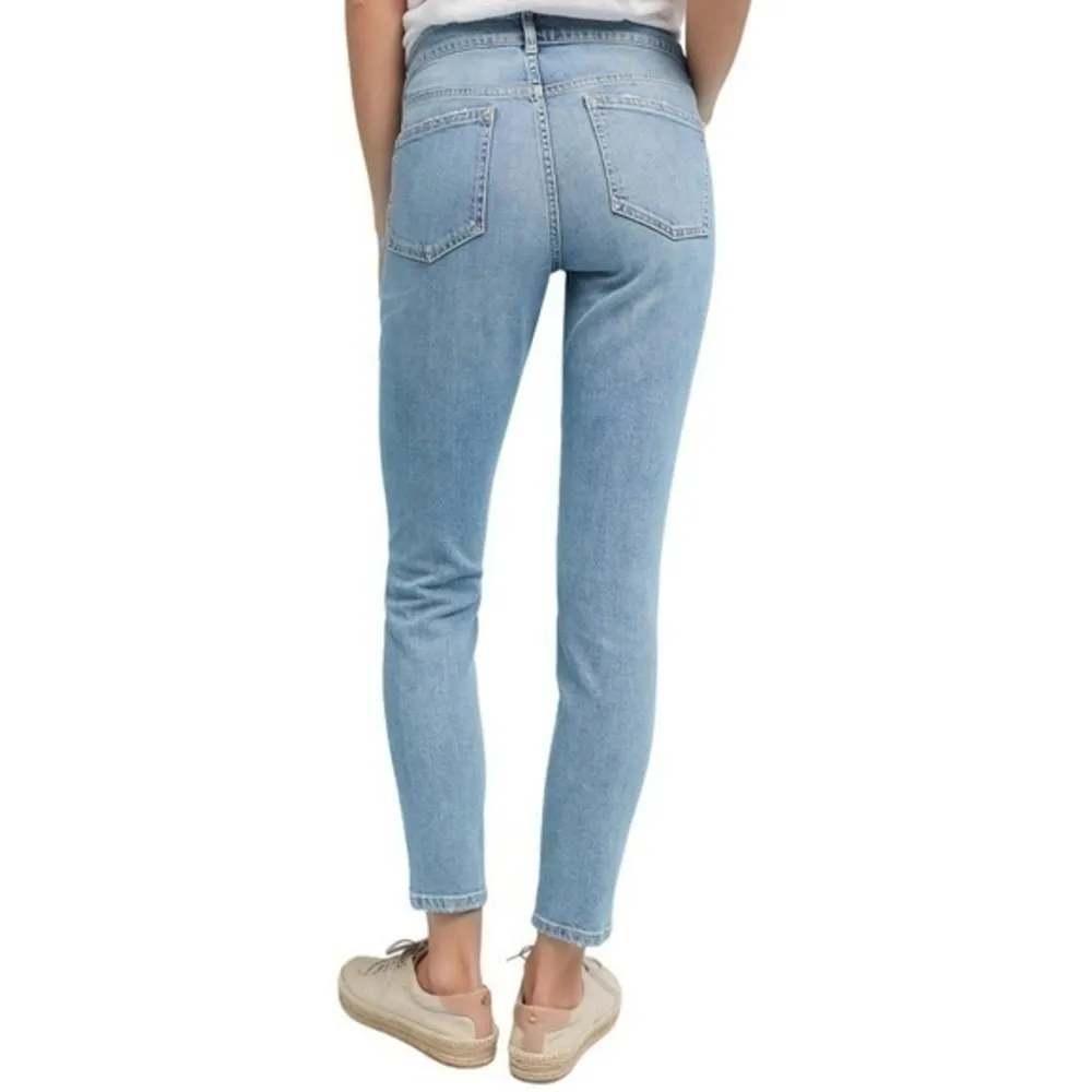 Pilcro Anthropologie Women’s 27 Light Blue Script High Rise Pearl Skinny Jeans - Image 4