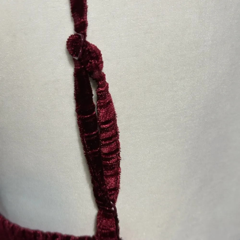 Dalia Women's Camisole in Burgundy Purple - Image 5