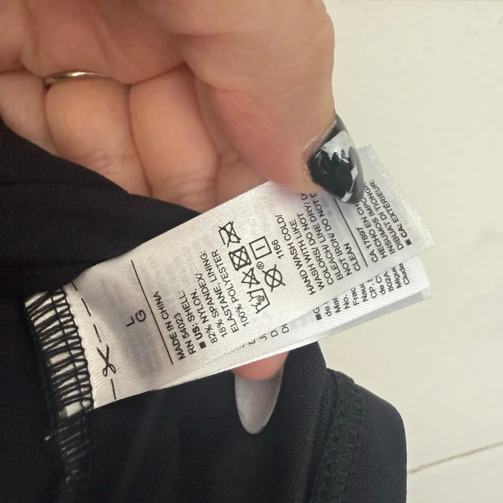 Old Navy Women’s Large Faux Wrap Tankini Swim Top New - Image 4