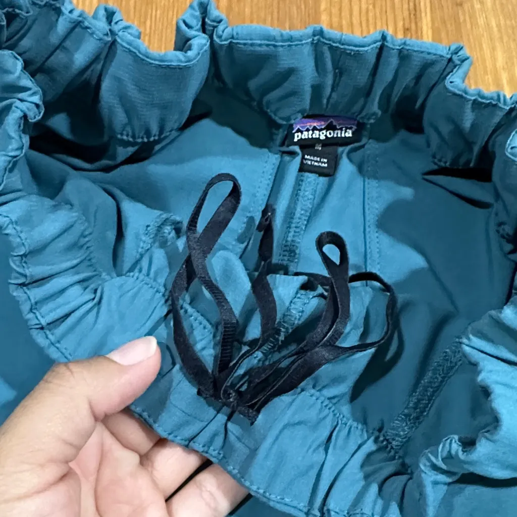 Patagonia Women's Teal Joggers - Image 10