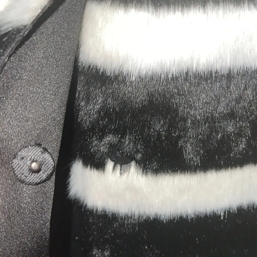 Black Label by Chico’s Black/White Striped Faux Fur Snap Chico’s 0 S Mint!. - Image 20