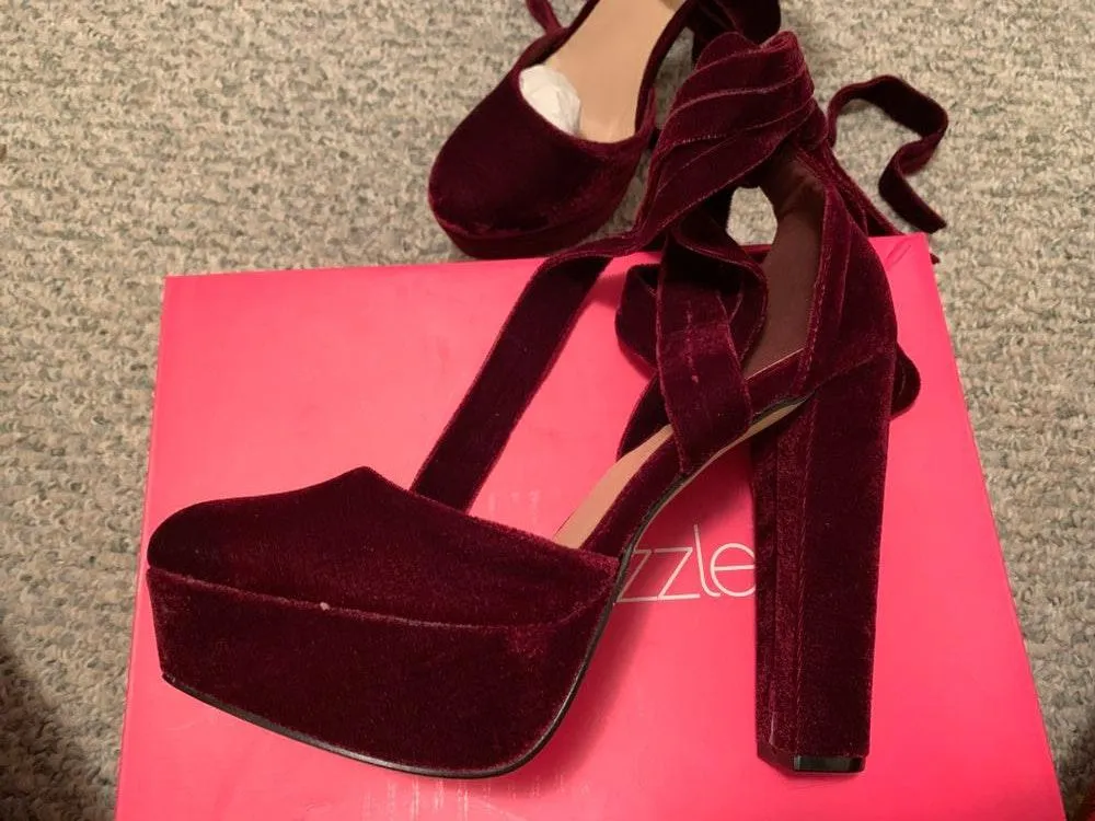 Shoedazzle Pumps - Image 3