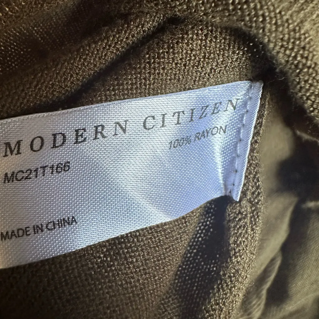 Modern Citizen Green Wrap Top (FLAW) - Image 4