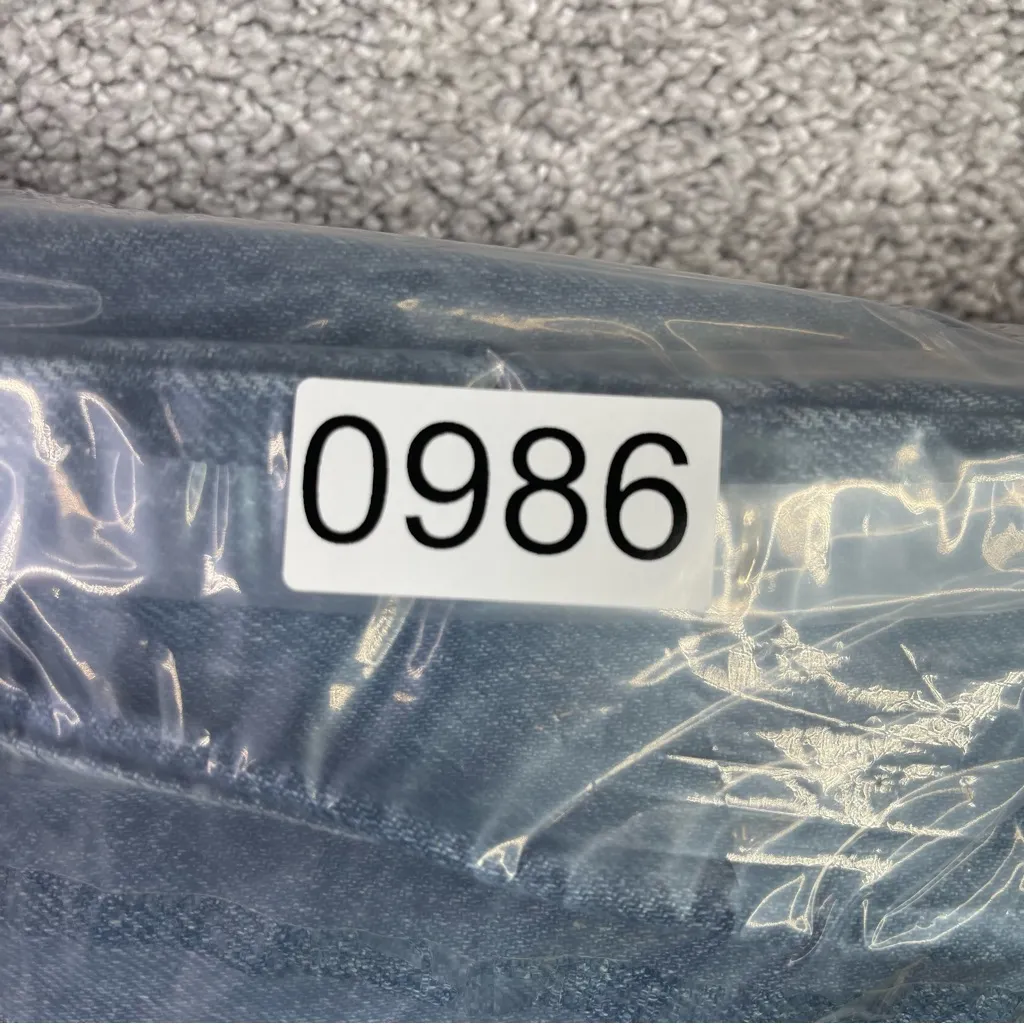 We The Free Crvy Venus Jeans Women’s 26 Short Blue Barrel Mid-Rise Button Fly - Image 14