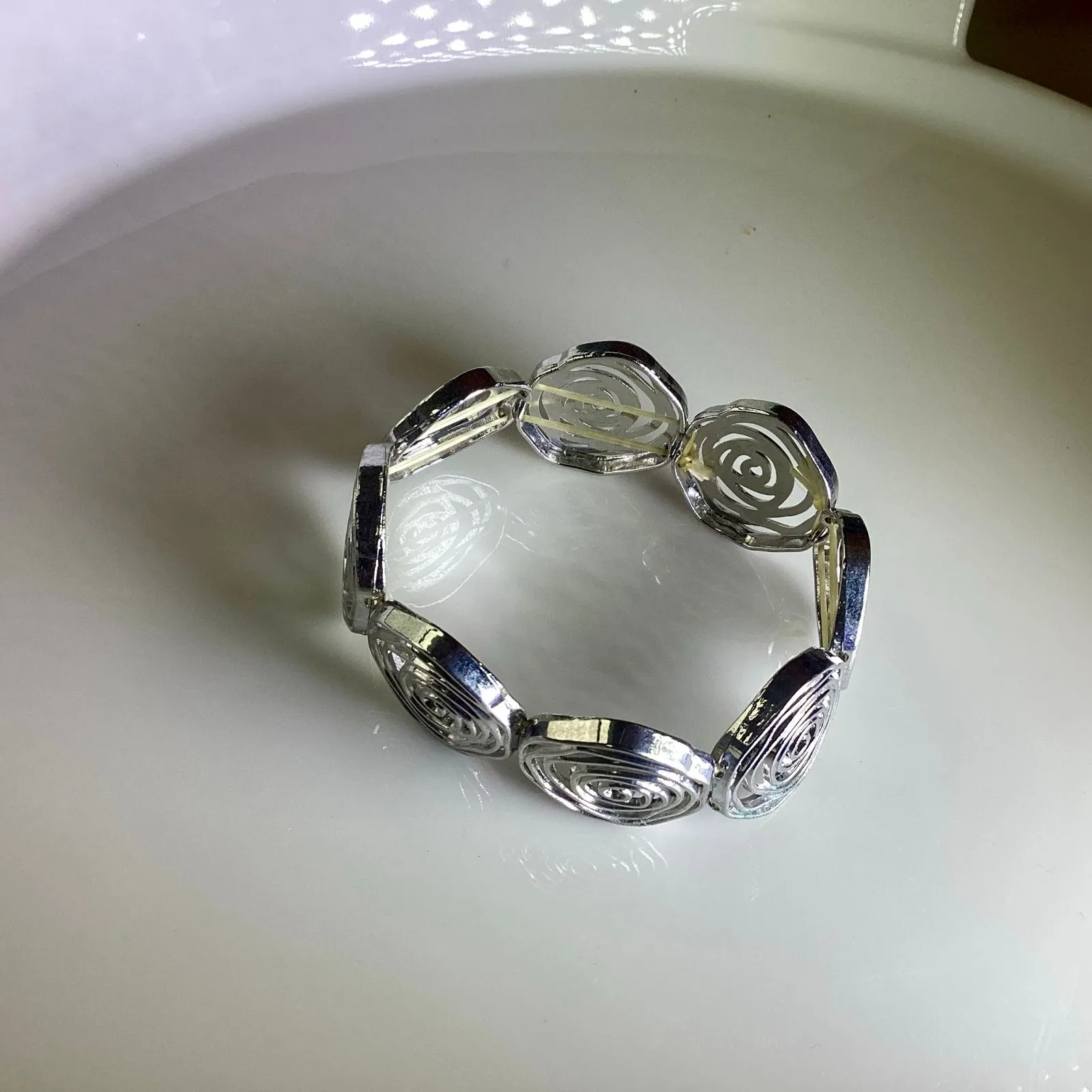 Paparazzi ♥ Beat Around The ROSEBUSH - Black ♥ Bracelet - Image 4