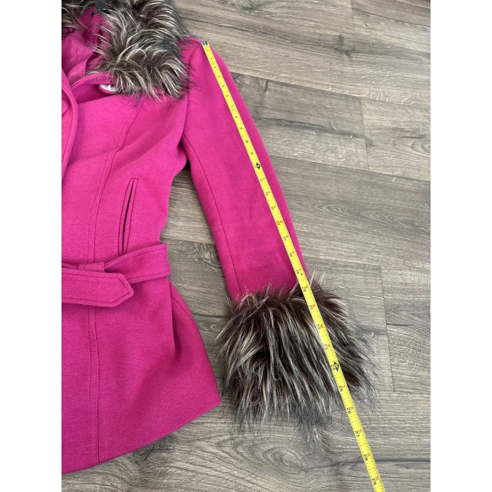 INC International Concepts Hot Pink Faux Fur Trim Belted Coat Medium - Image 4