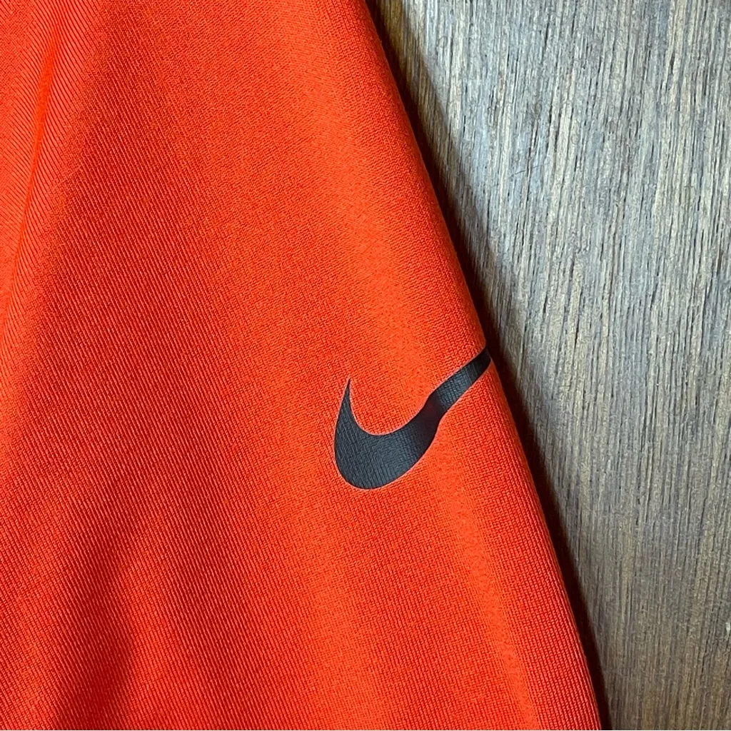 Nike Pro Dri-Fit Woman’s Long Sleeve Athletic Sportswear Shirt Size Large - Image 3