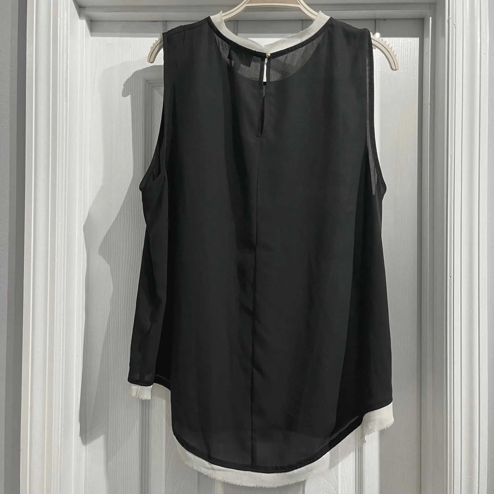 Who What Wear Women's Black Sleeveless Blouse Size XXL - Image 2