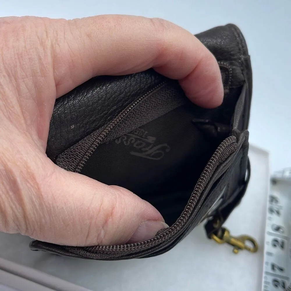 Vintage Fossil brown leather bi fold wallet. - Image 5