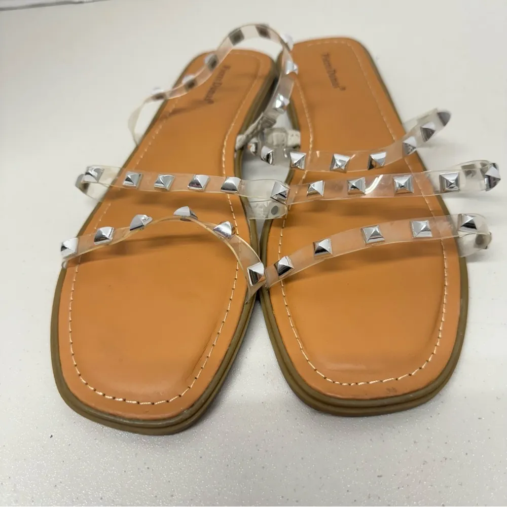Pierre Dumas Slip On Studded Sandals Womens 8.5 Flats Beachy Summer Casual Shoes - Image 6