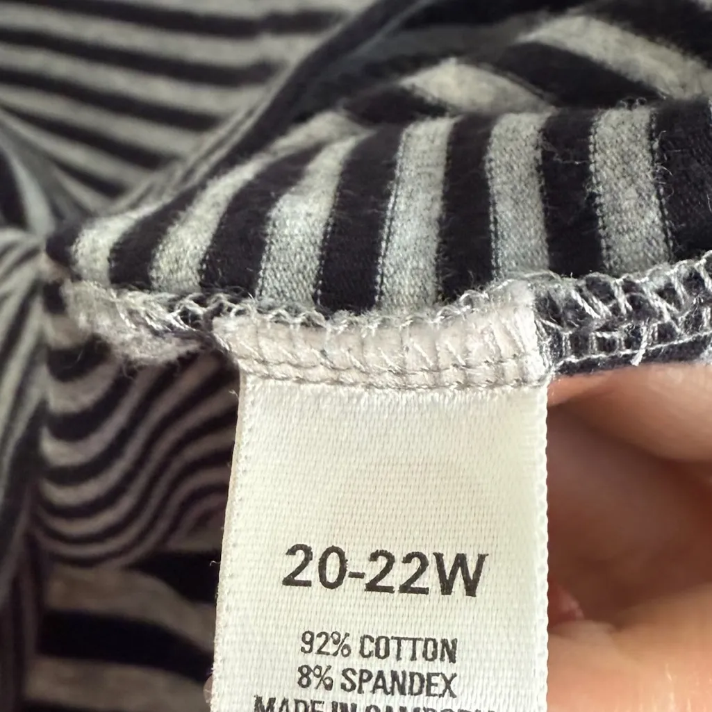 Covington Women’s Black Gray Stripe Stretch Top Modest Work 2X 3X Chic Plus Size - Image 3