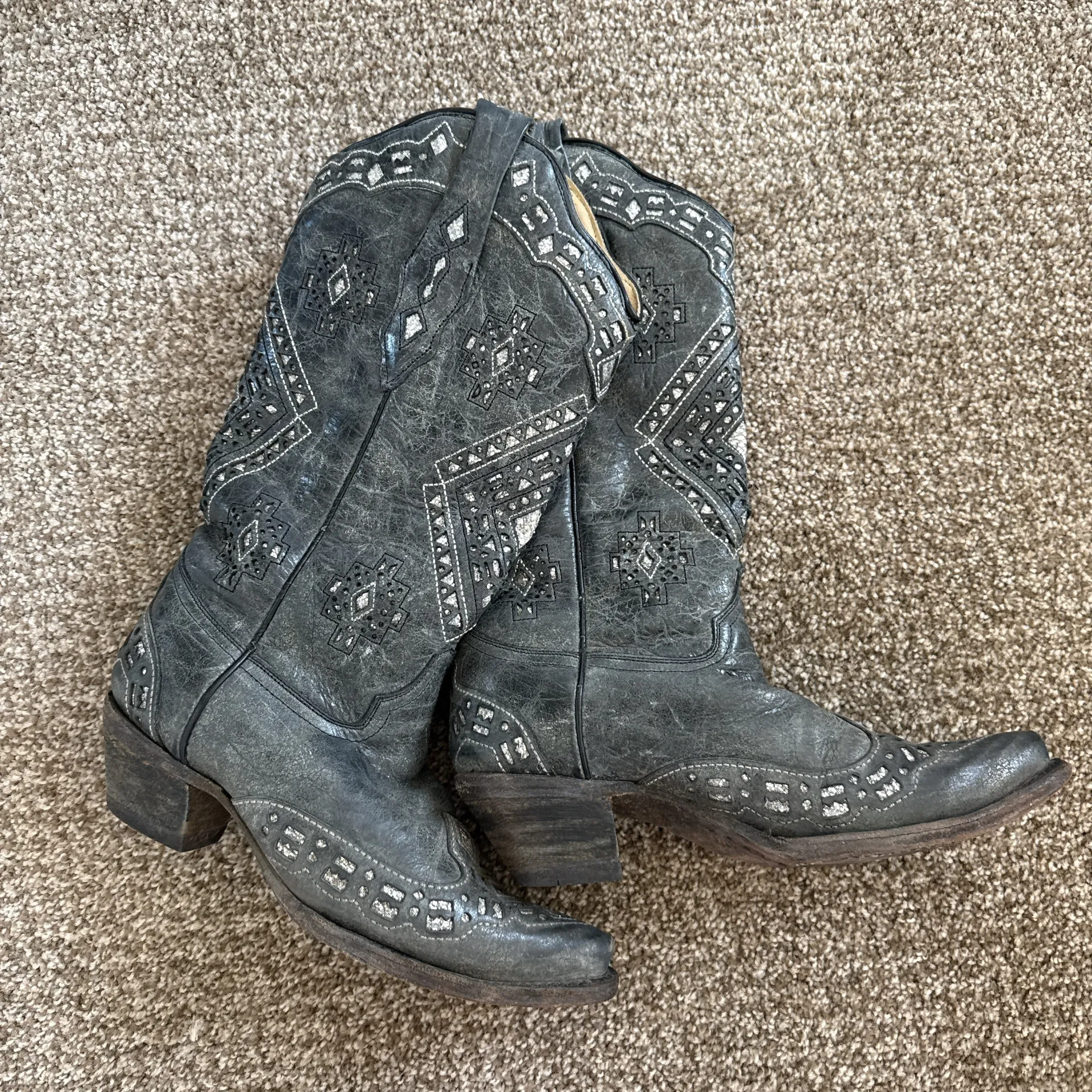 Gray Size 7 - Image 4