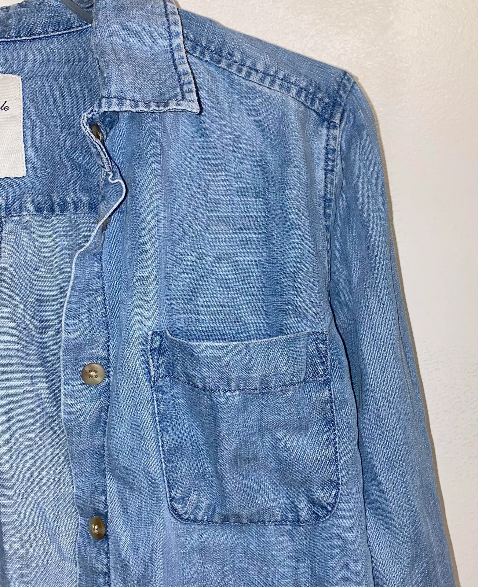 PRE OWNED  Blue Button Down Collared Top XS - Image 5