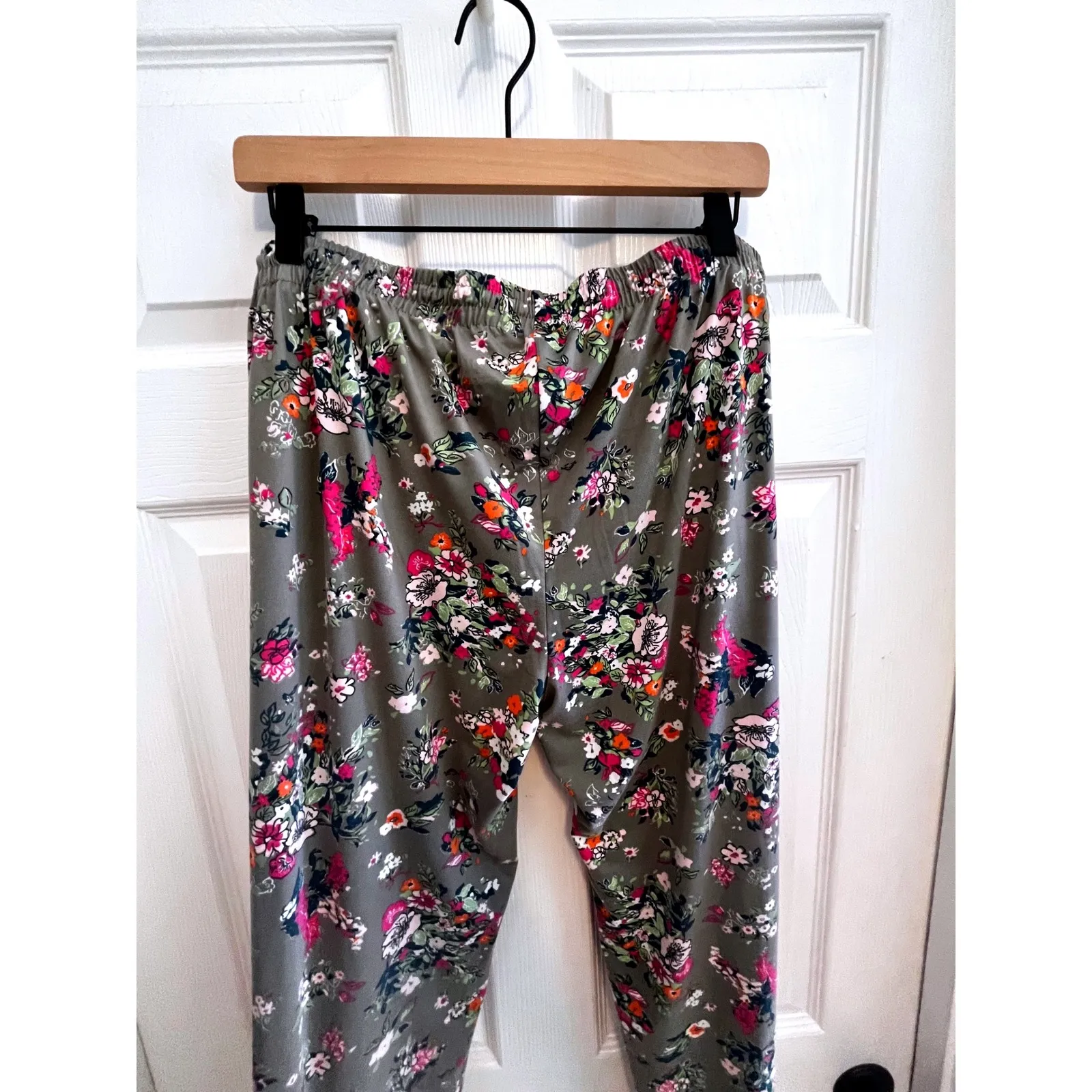 Vera Bradley Floral Print Lounge Pants, Elastic Waist, Comfy Casual, Relaxed Fit - Image 7