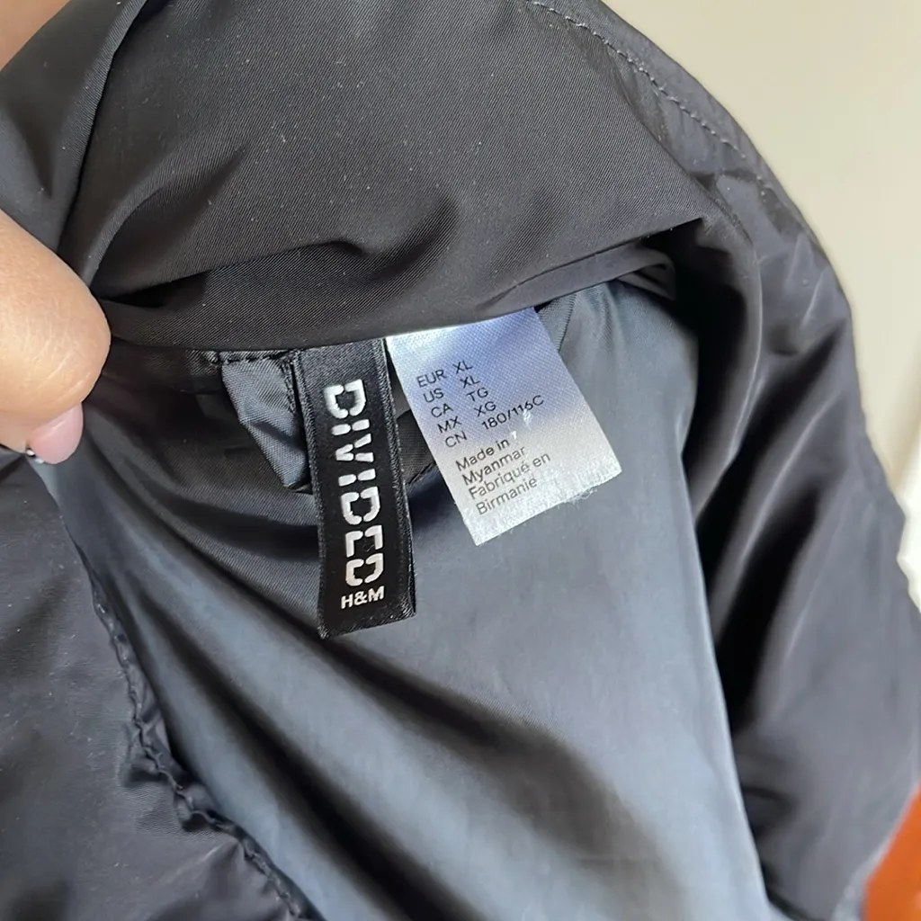 Divided Black Quilted Puffer Vest Size XL - Image 4