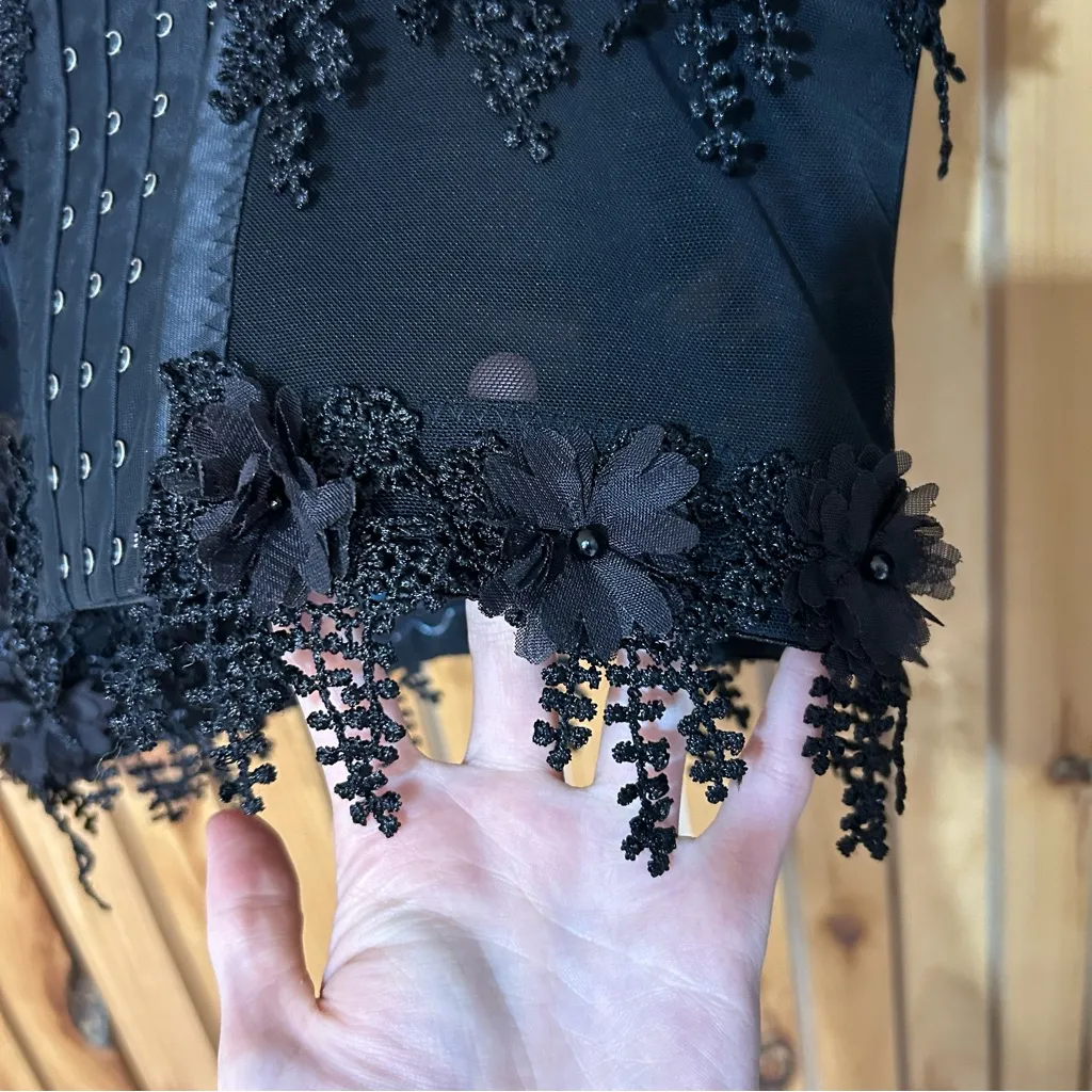 Floral Butterfly Applique Crop Tank Top Dark Romantic Whimsigoth Witchy Fairy Black - Image 11