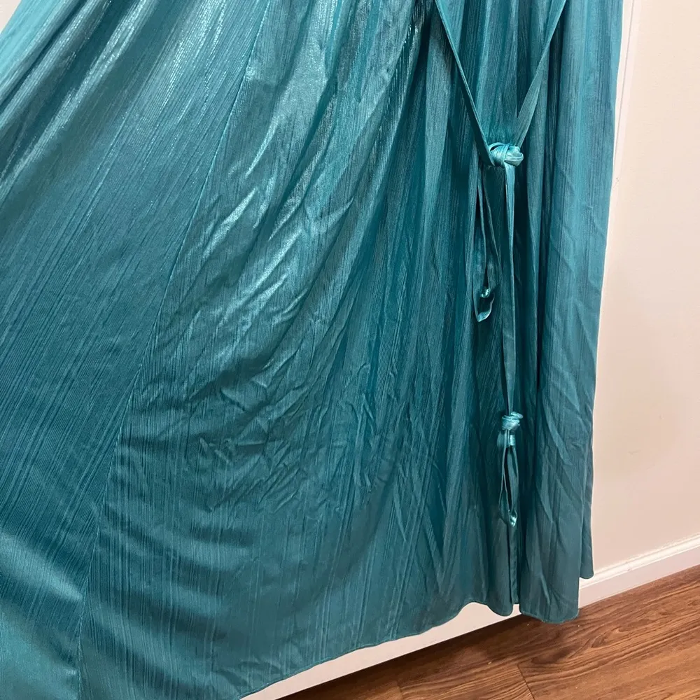 Bronx and Banco Blue Romi Metallic Gown Size Medium $510 - Image 7