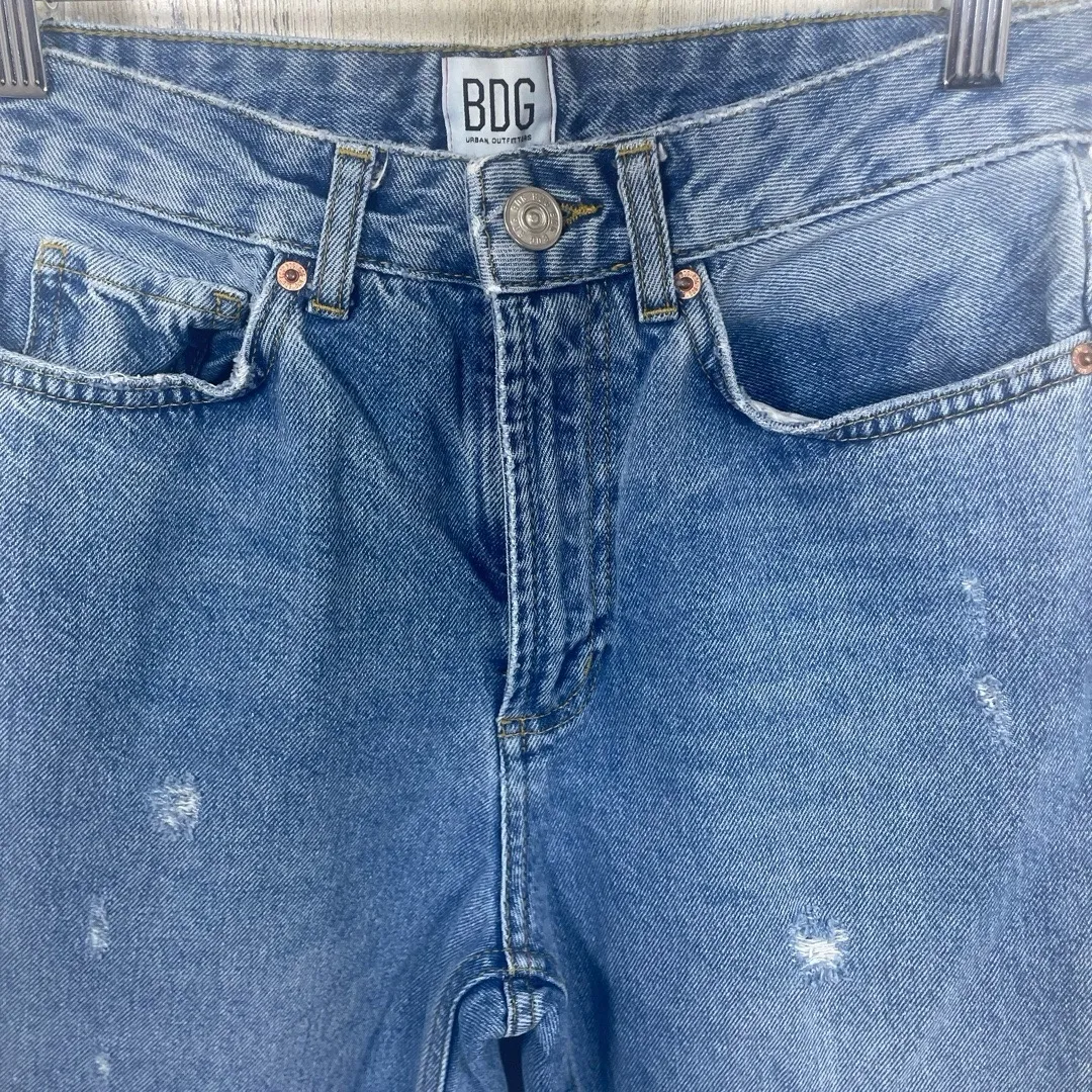 BDG Urban Outfitters Mom Jeans High Rise size 25 Distressed Medium Wash‎ Baggy - Image 5