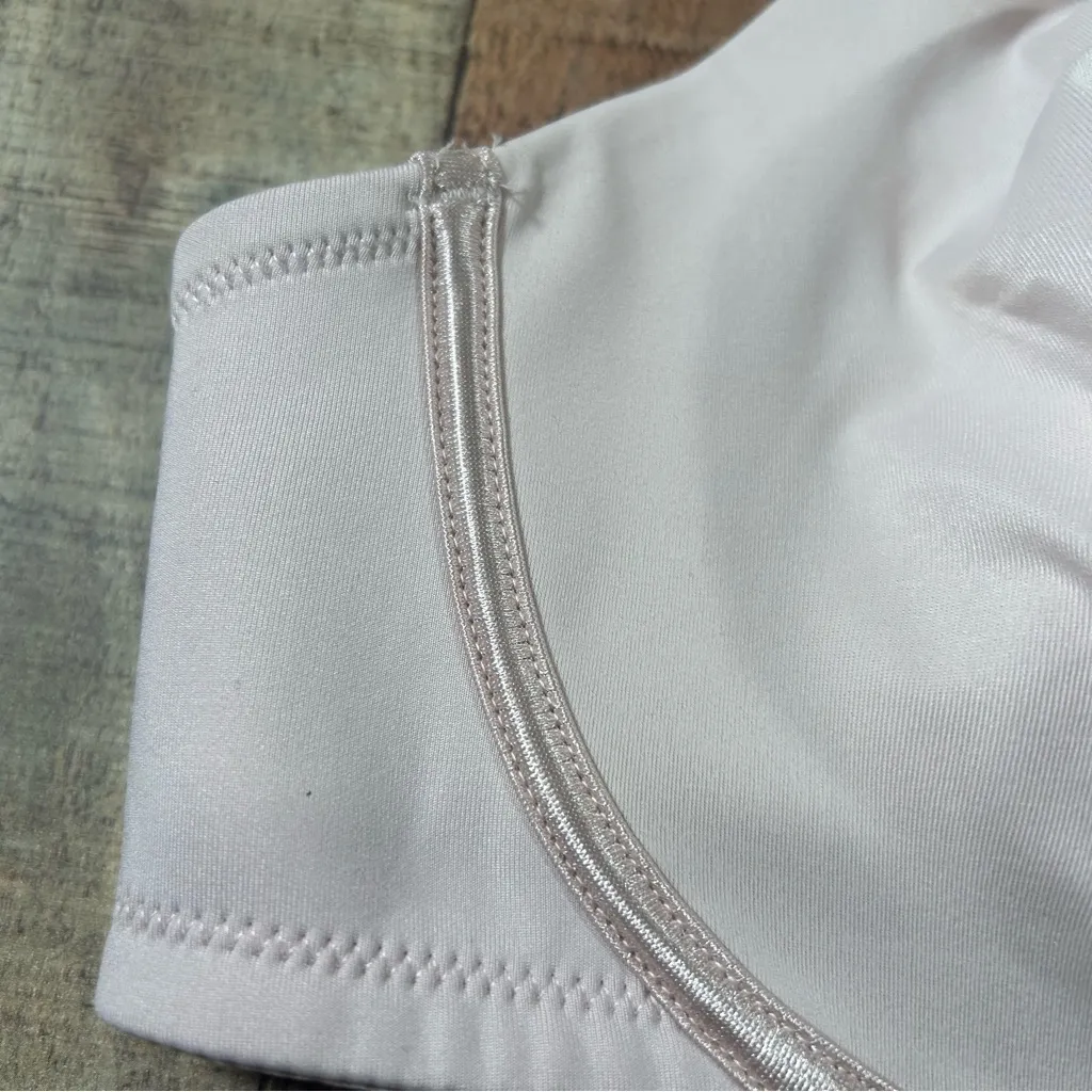 Vanity Fair 42C Full Coverage Underwire Tshirt Bra Blush Pink Lace Never Worn - Image 3